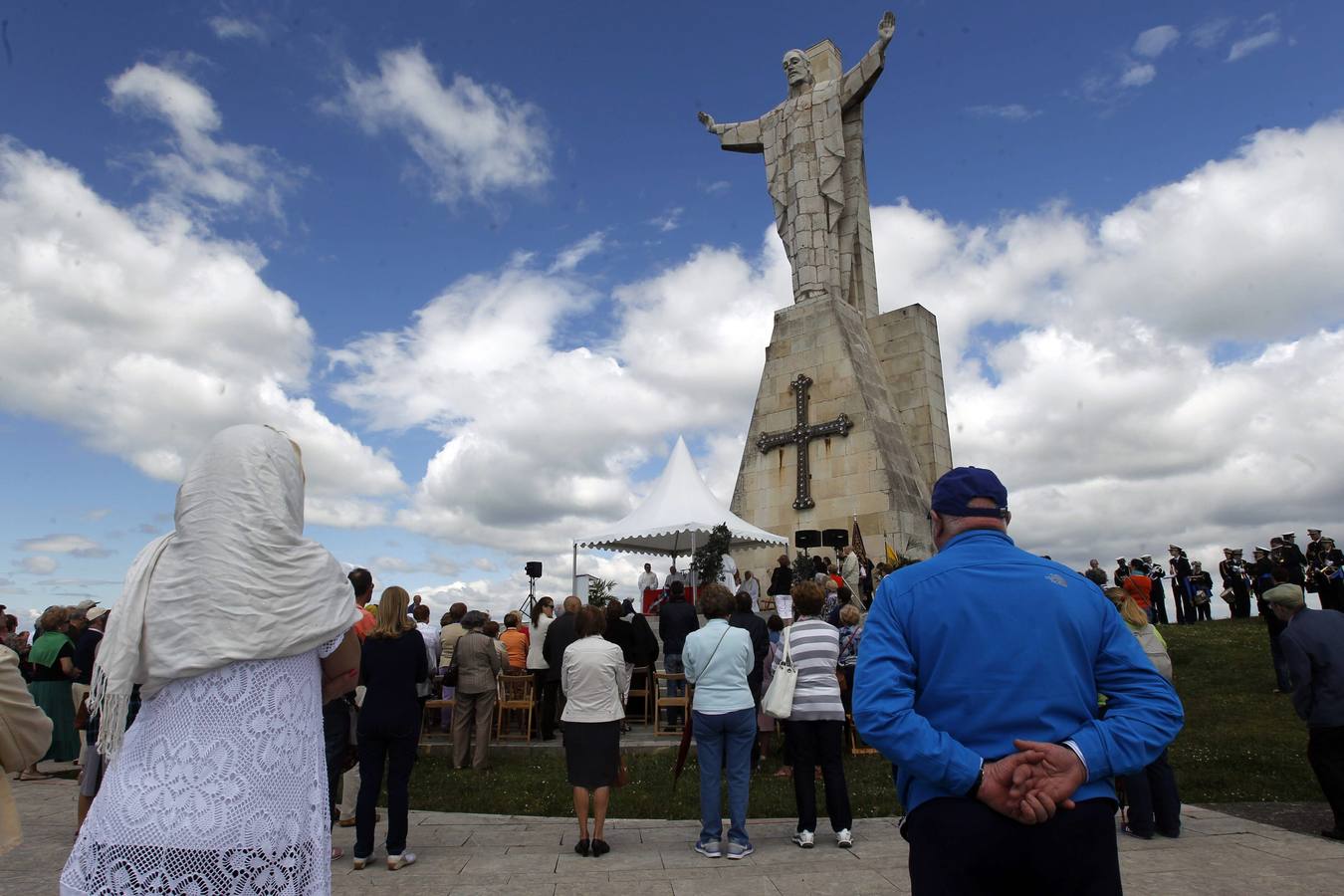 Oviedo, fiel a la jira del Naranco