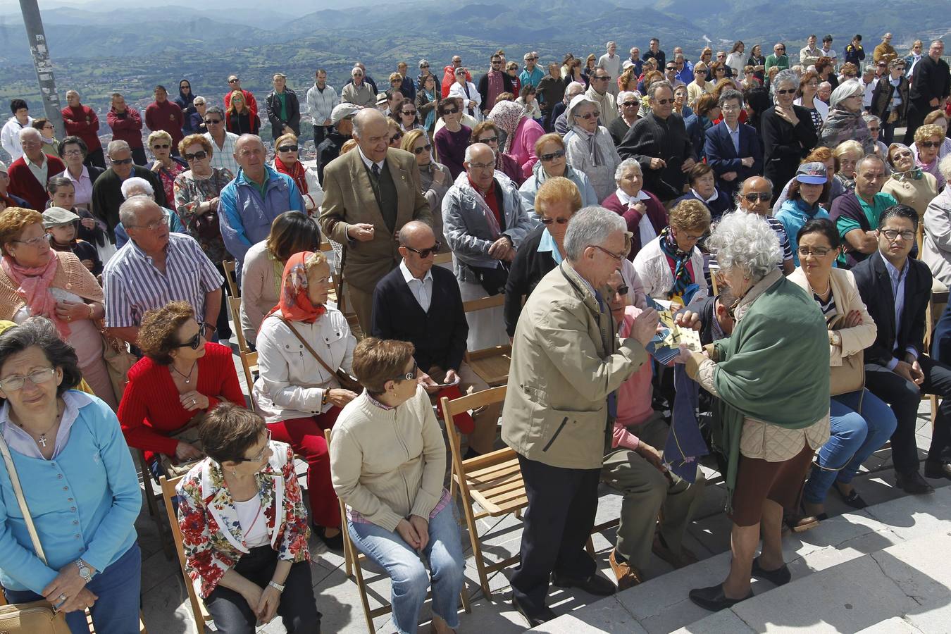 Oviedo, fiel a la jira del Naranco