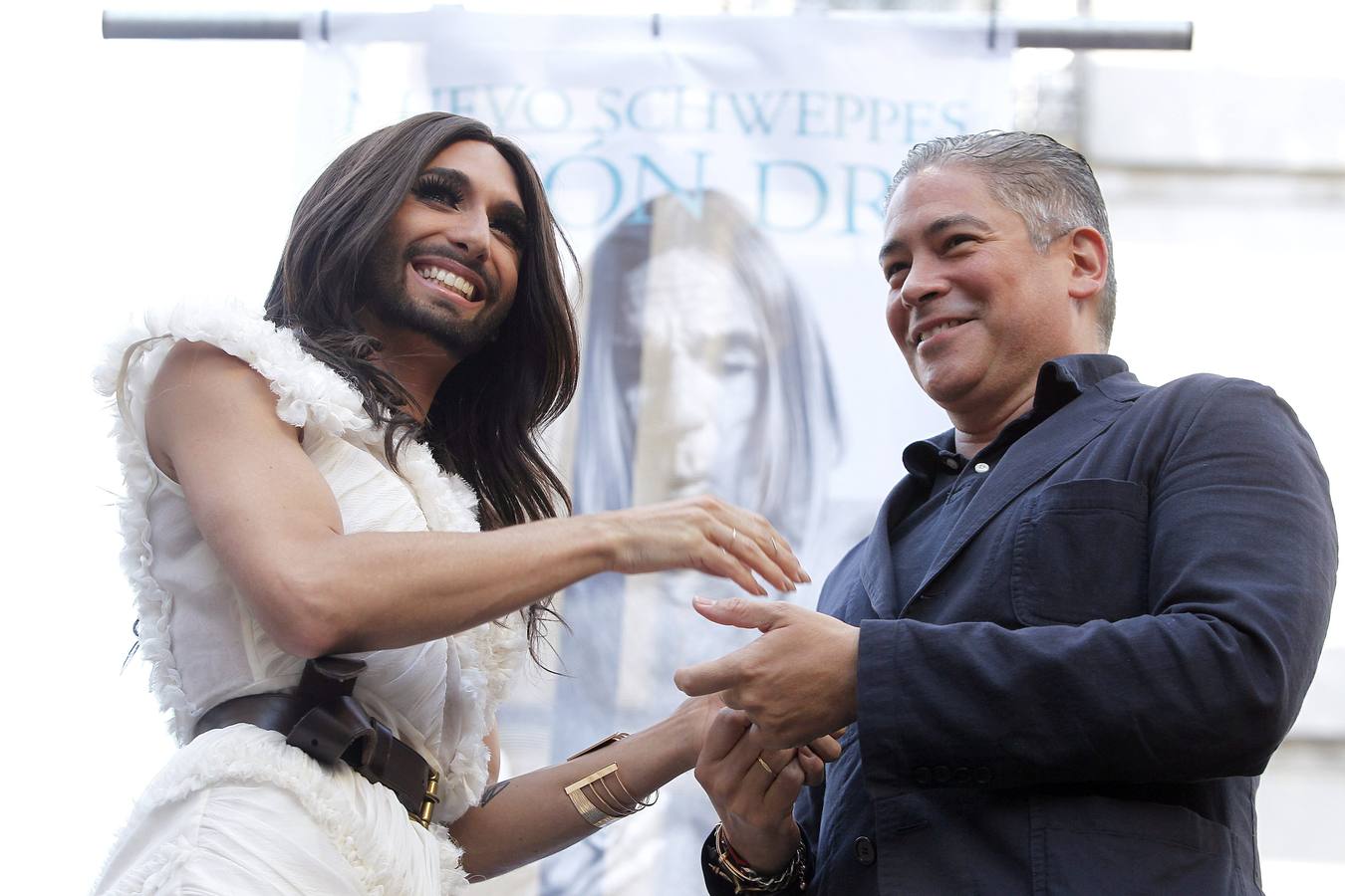 Conchita paraliza Chueca