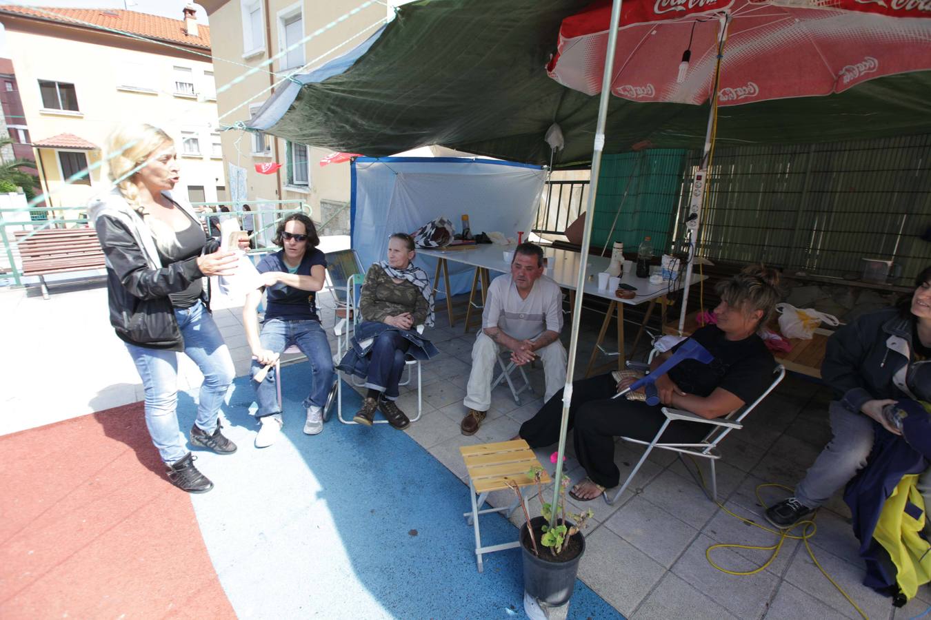 Los vecinos de El Nodo, contra los desahucios