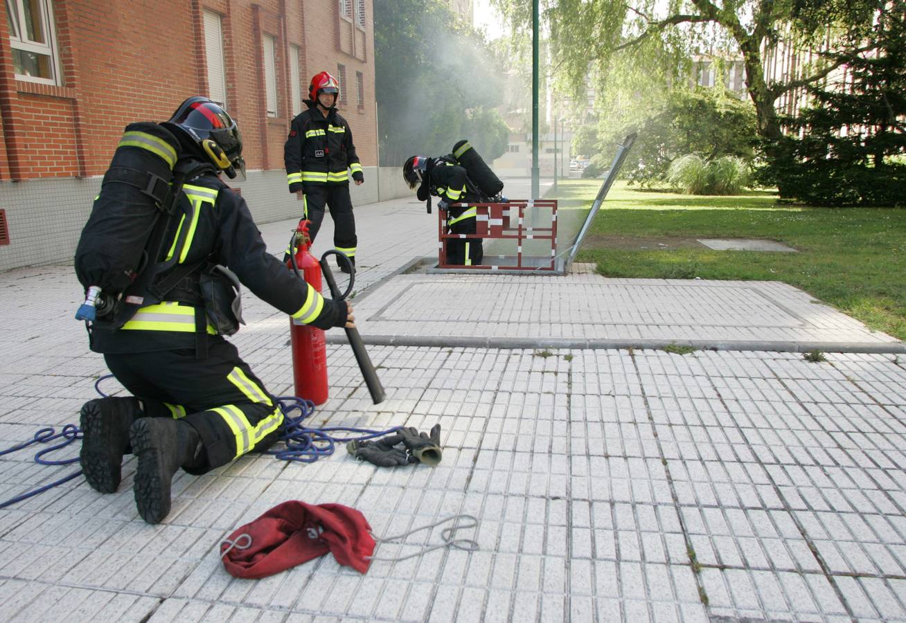 Simulacro de los bomberos en Gijón