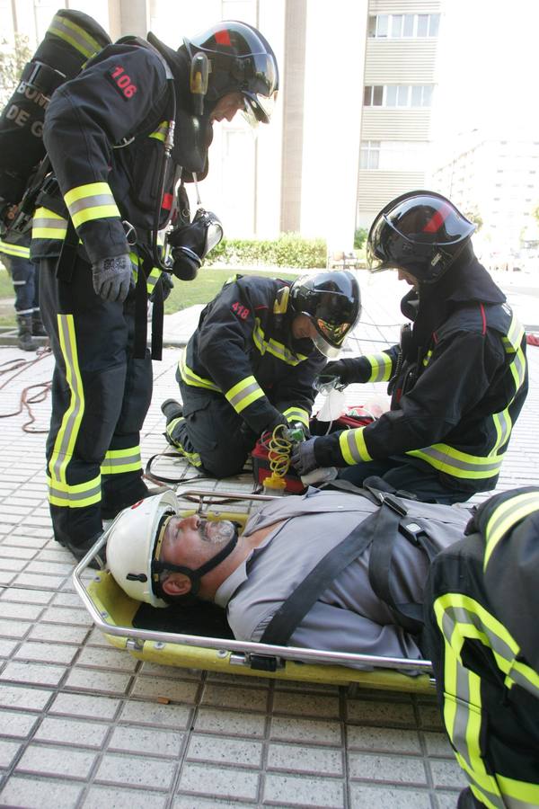 Simulacro de los bomberos en Gijón