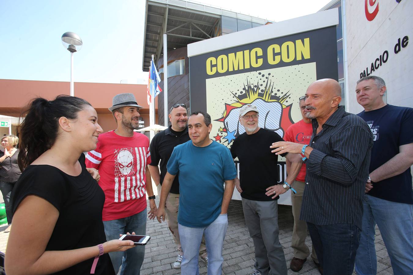 Metrópoli se convierte en la capital del cómic