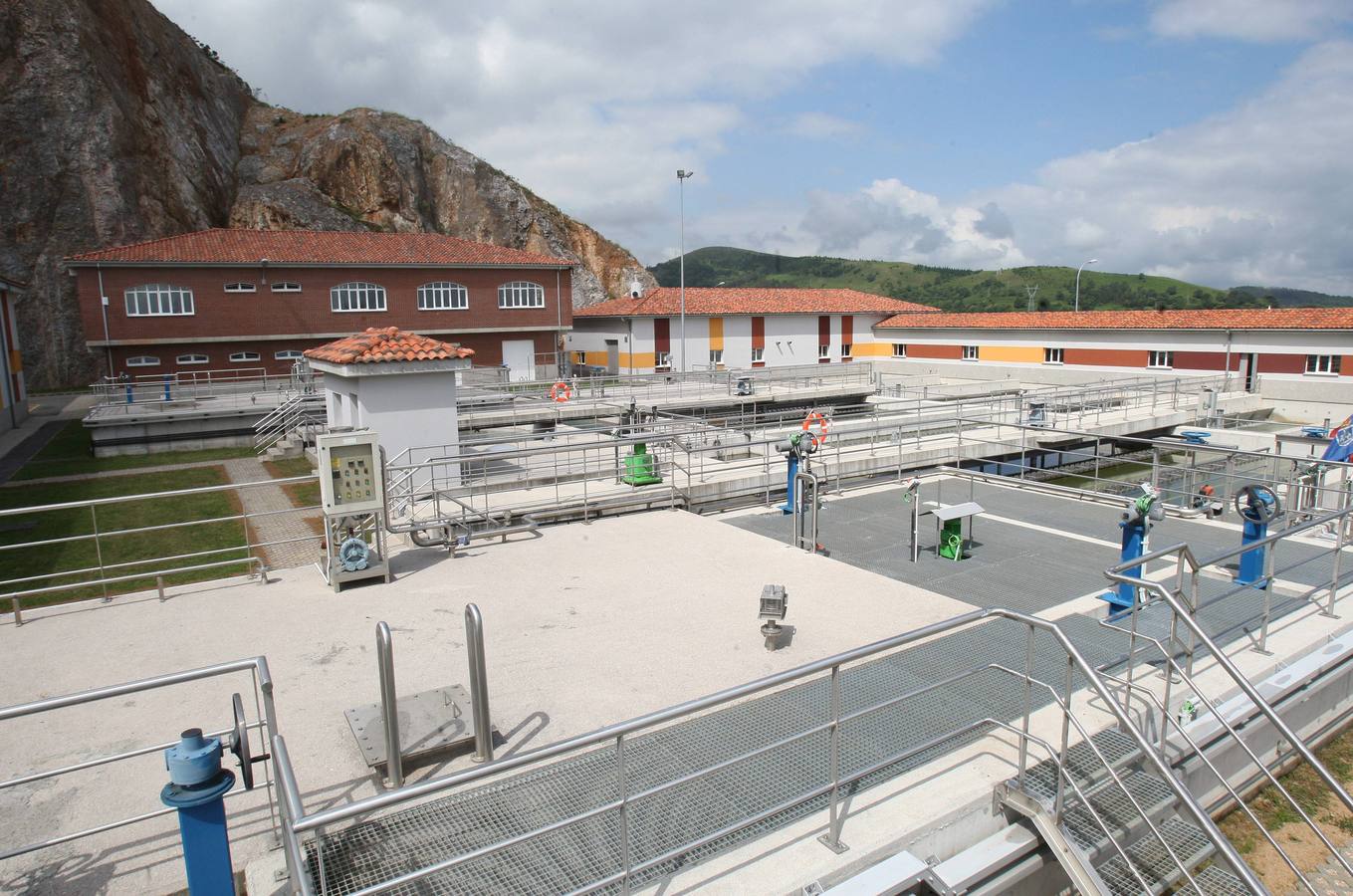 Inauguración de la planta de agua de Cabornio en Oviedo