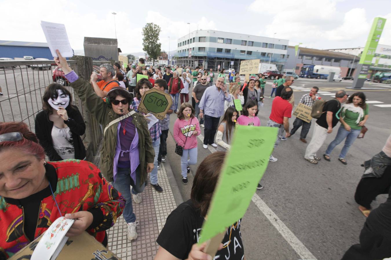 La manifestación de los vecinos de El Nodo, en imágenes