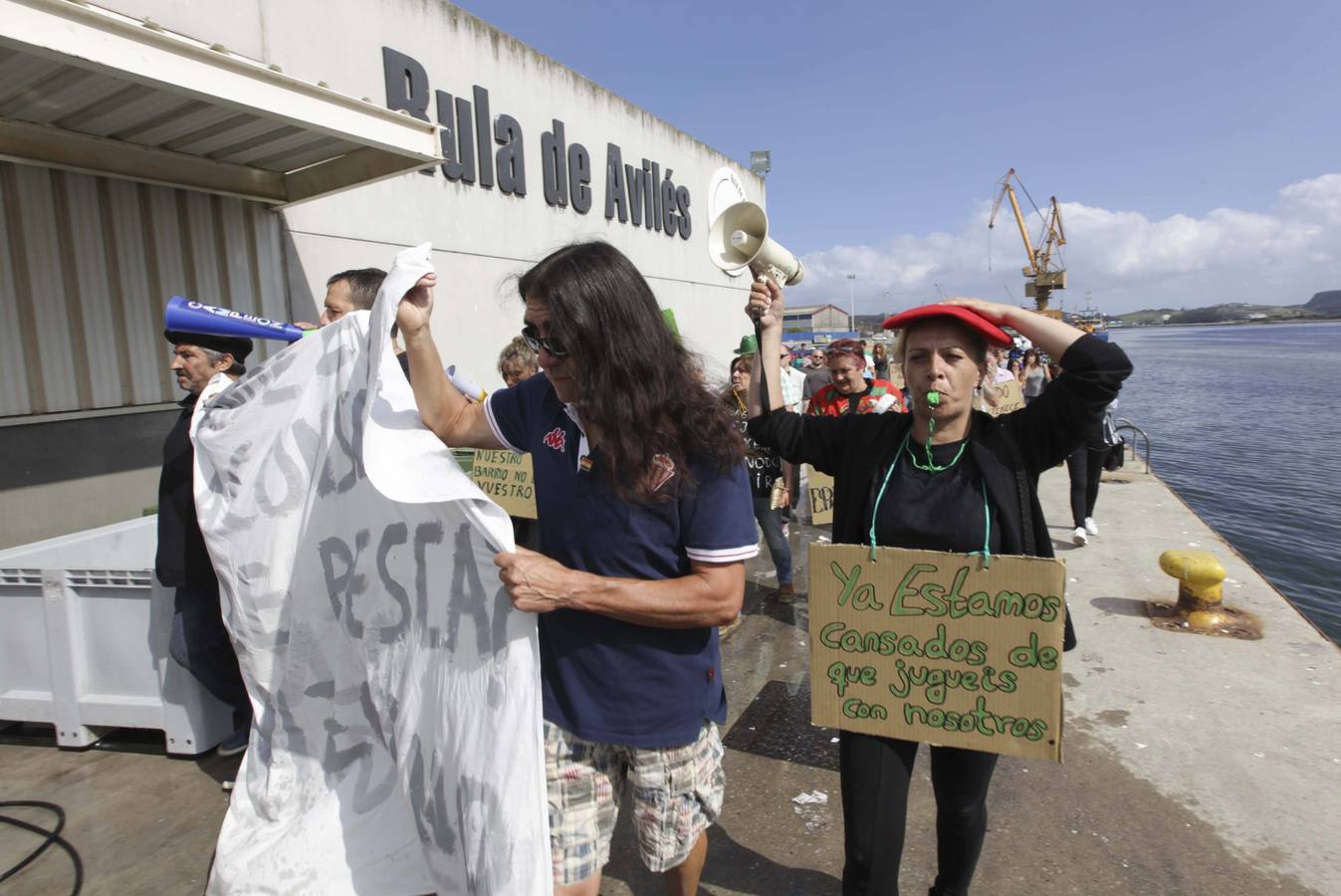 La manifestación de los vecinos de El Nodo, en imágenes