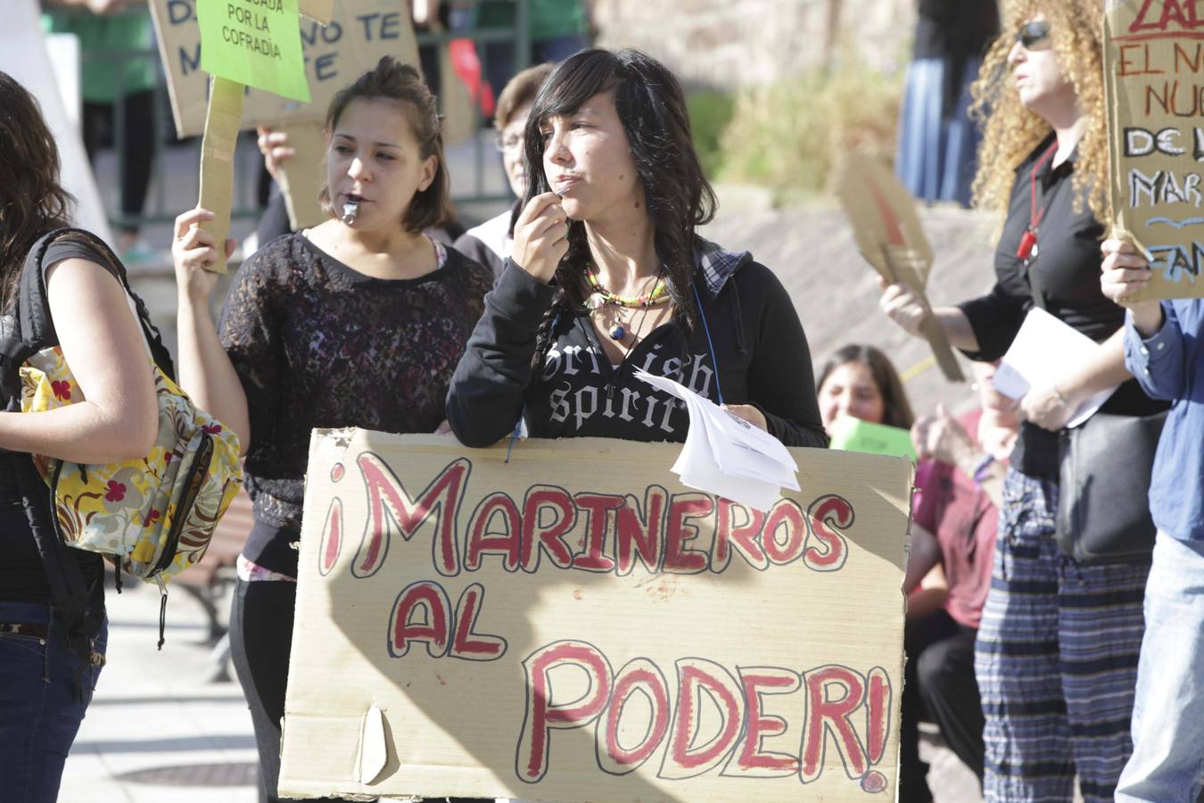 La manifestación de los vecinos de El Nodo, en imágenes