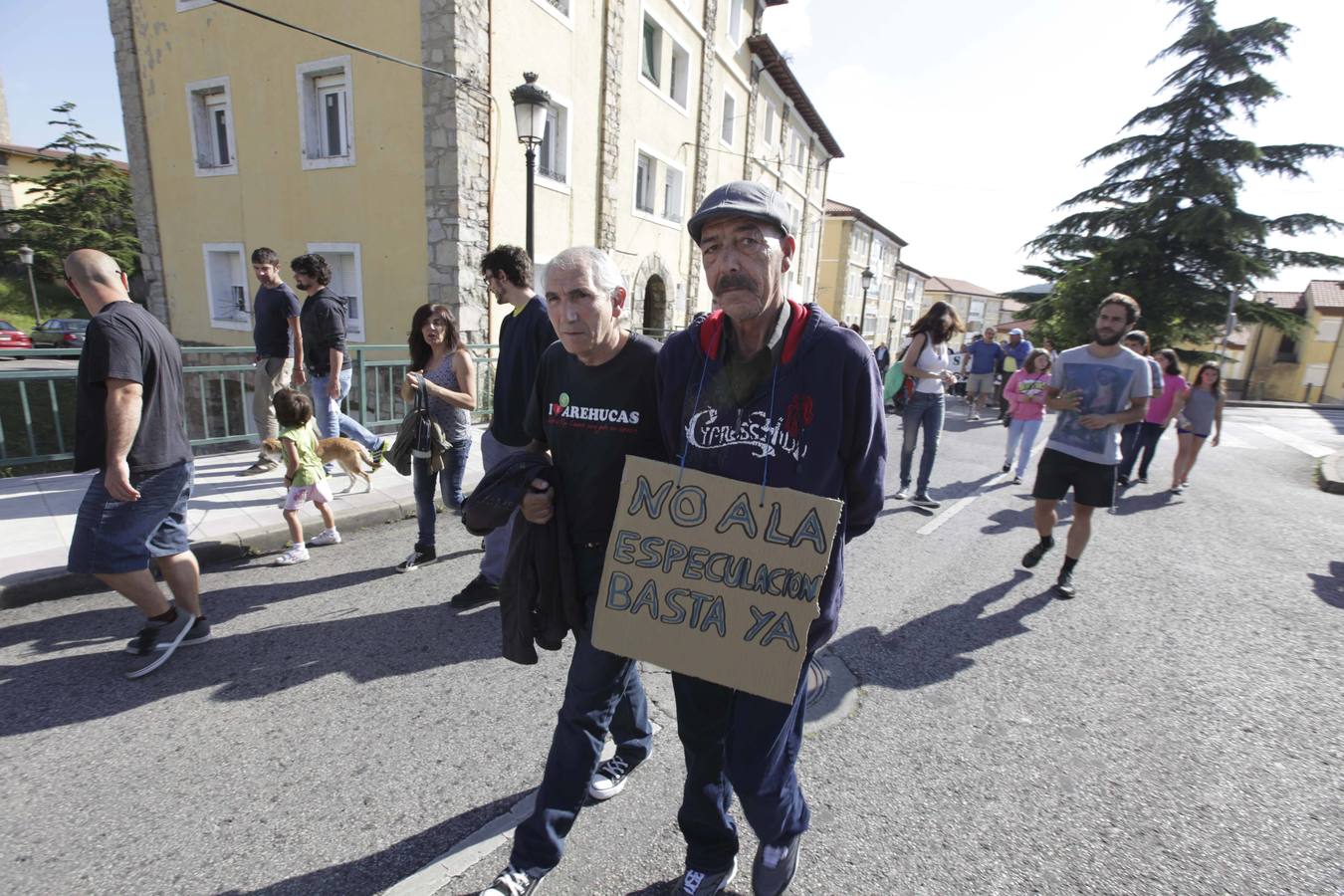 La manifestación de los vecinos de El Nodo, en imágenes
