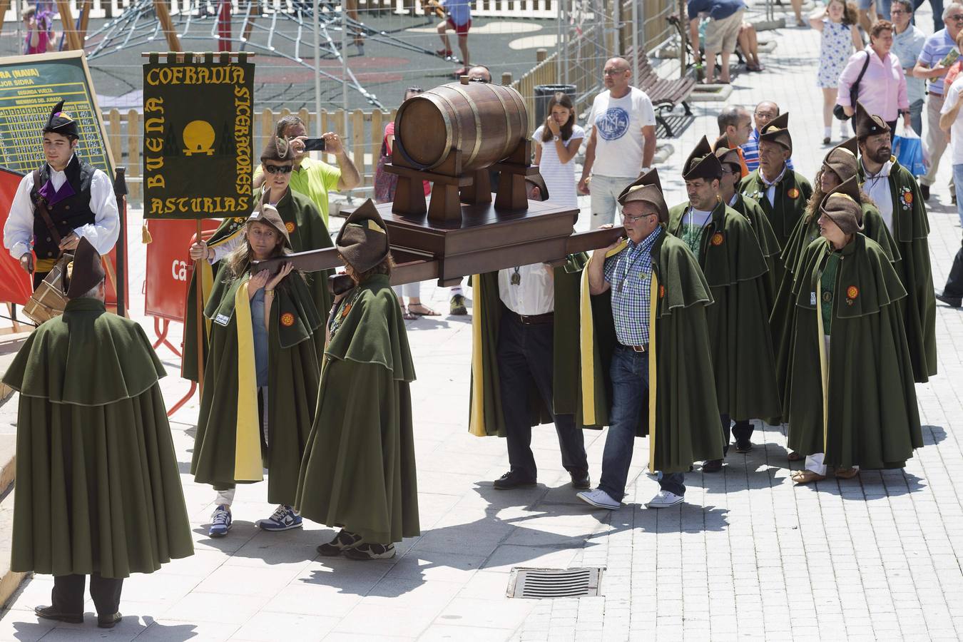 Las imágenes del Festival de la Sidra en Nava