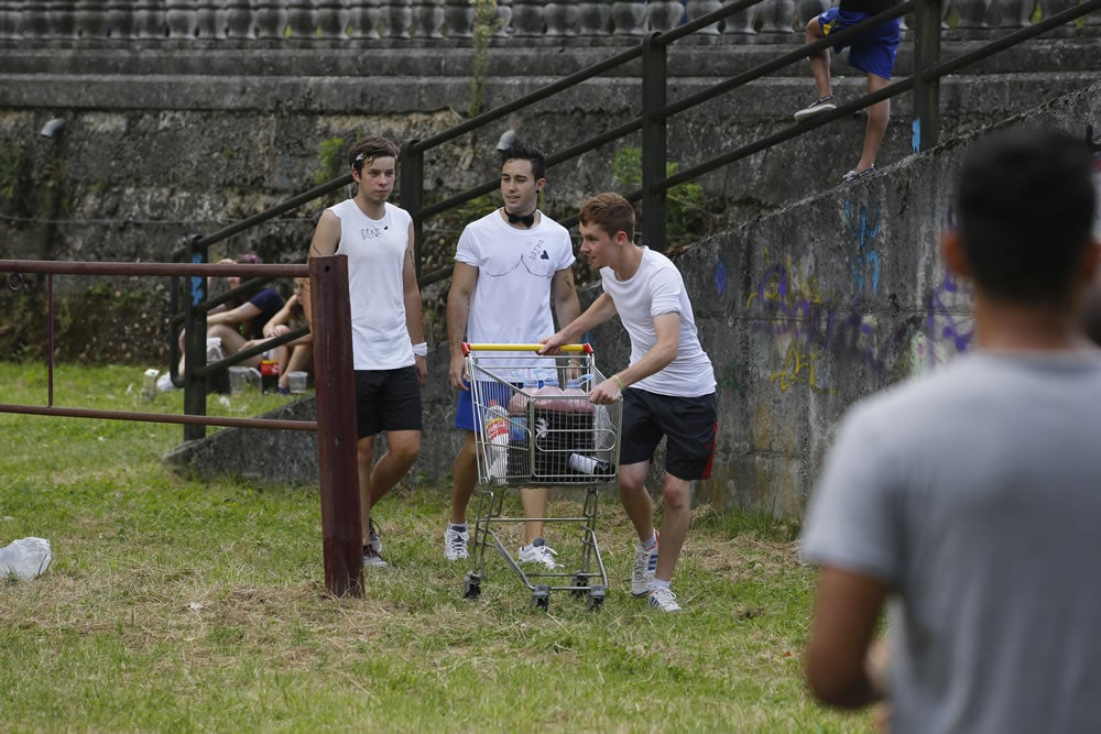La jira de Sotrondio acaba en el barro