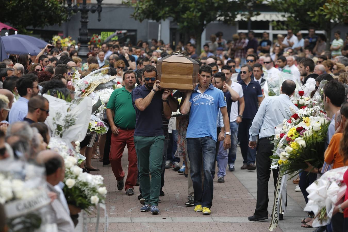 El mundo del fútbol despide a Saúl Lara