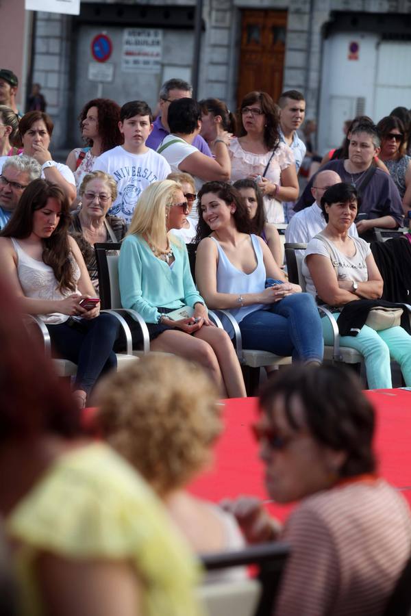 Desfile de moda y belleza, en Avilés