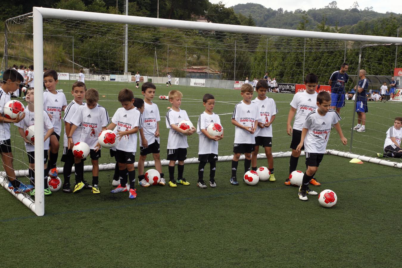 Villa clausura su campus de La Morgal