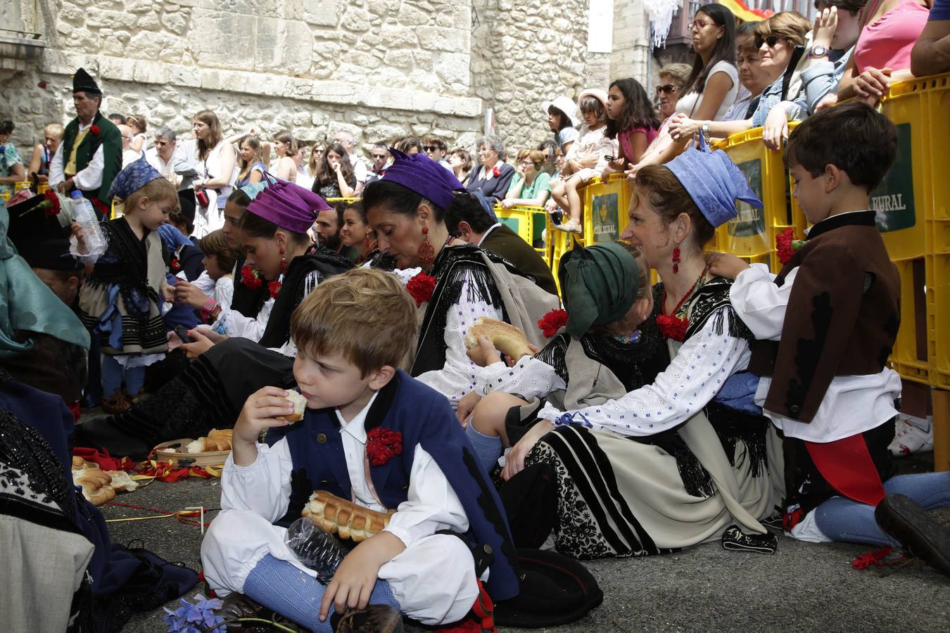 Llanes celebra el día grande de las fiestas de la Magdalena