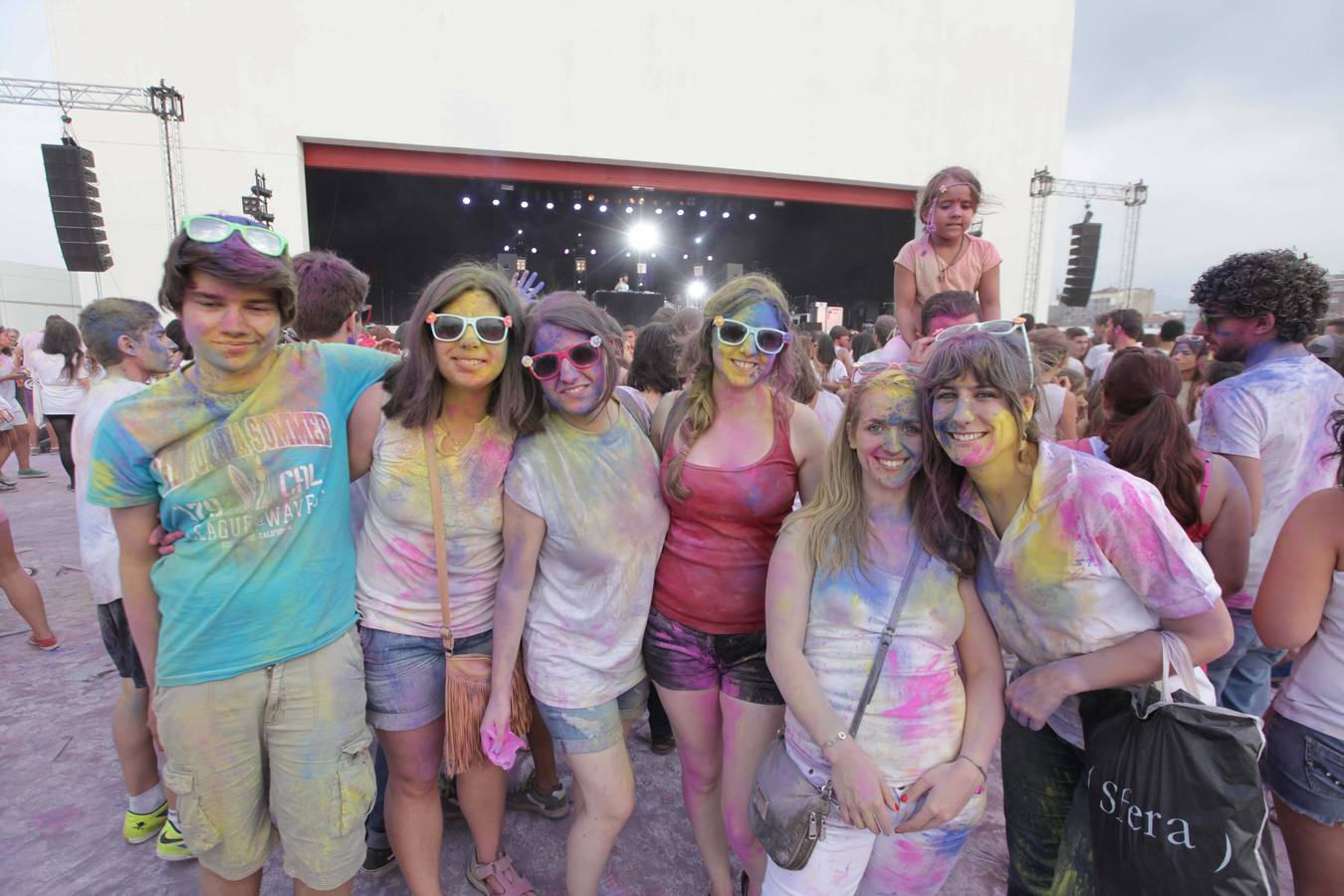 Las mejores fotos de la Holi party en Avilés