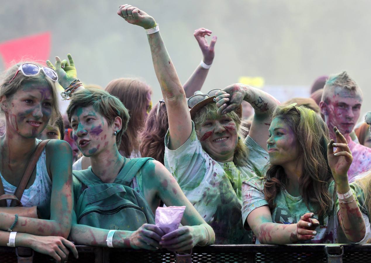 Las mejores fotos de la Holi party en Avilés