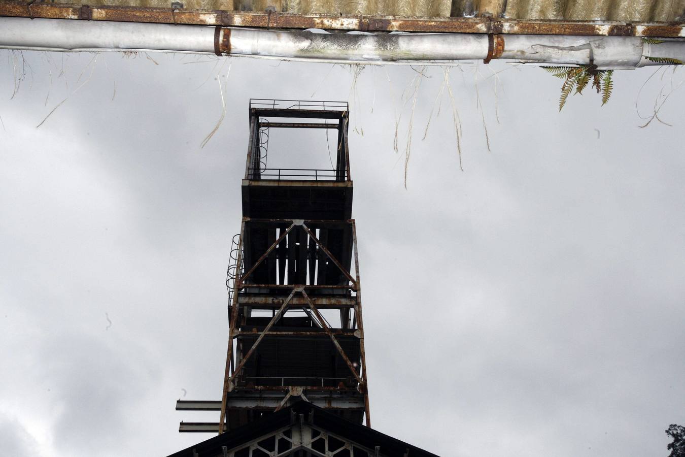 Comienza las visitas guiadas al pozo Santa Bárbabara