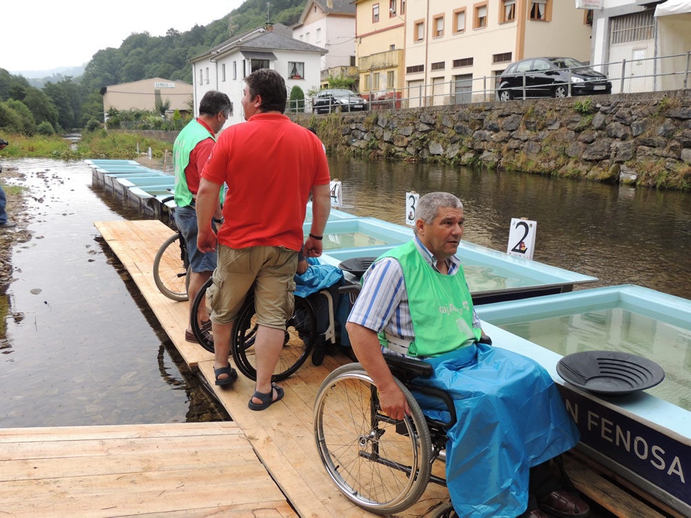 Navelgas inaugura el XIV Campeonato Nacional de Bateo de Oro