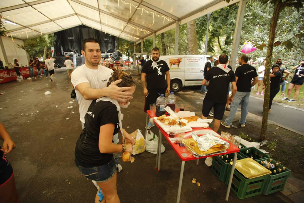 La jira de Santiago cierra las fiesta de Sama de Langreo