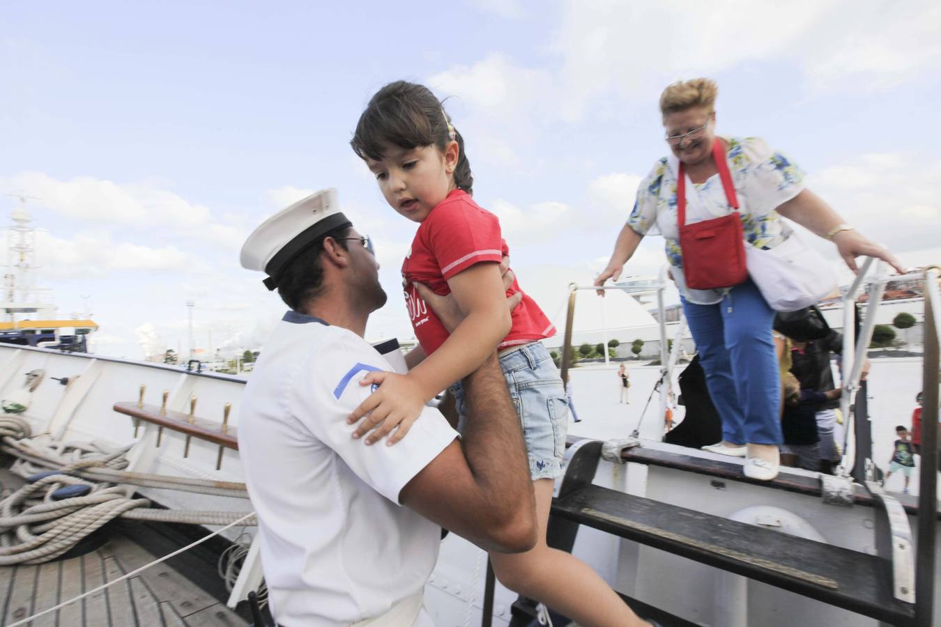 Comienza la II Semana de la Mar en Avilés