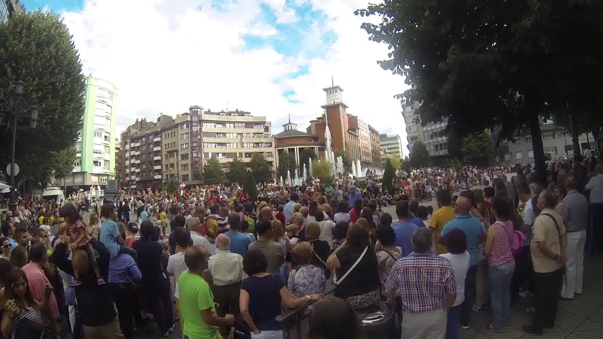 ¿Estuviste en el Desfile del Día de América en Asturias? ¡Búscate! (II)