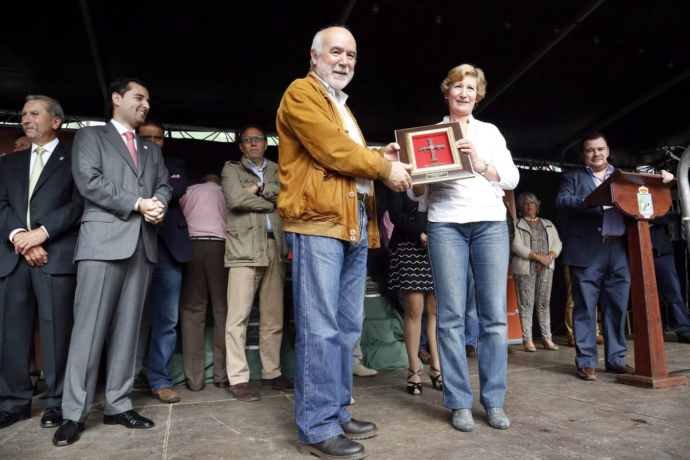 Infiesto celebra el festival de la avellana