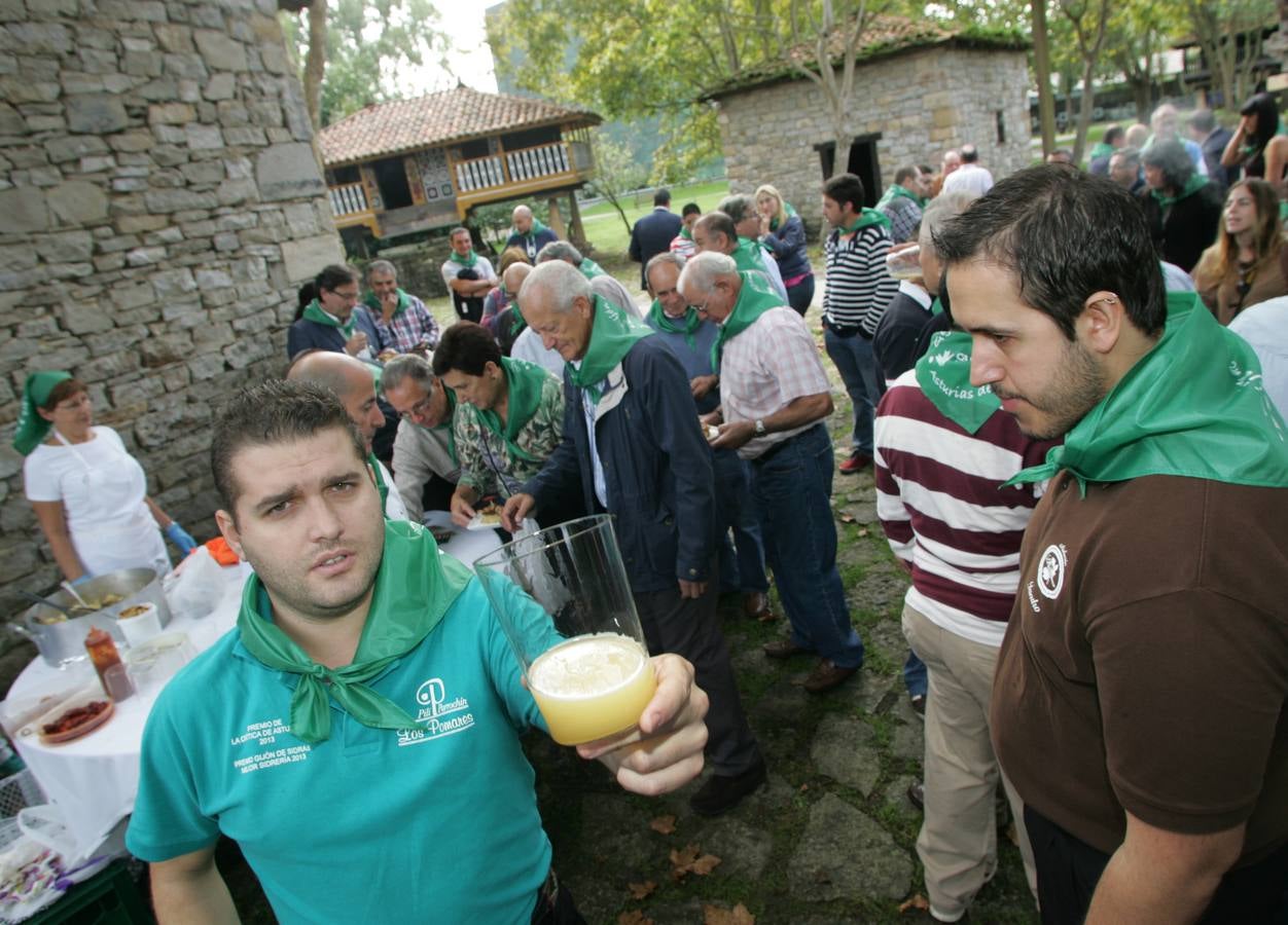 Presentación de Gijón de Sidra en el Museo del Pueblo de Asturias