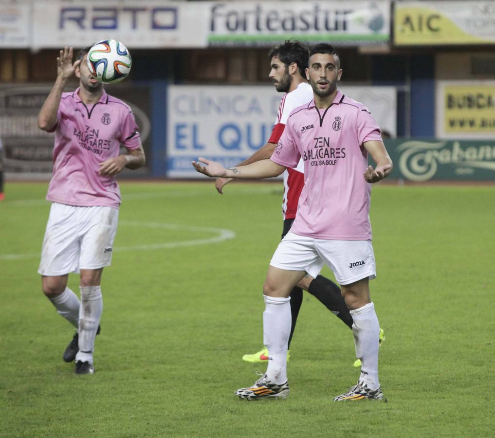 El Real Avilés pierde ante el Logroñés