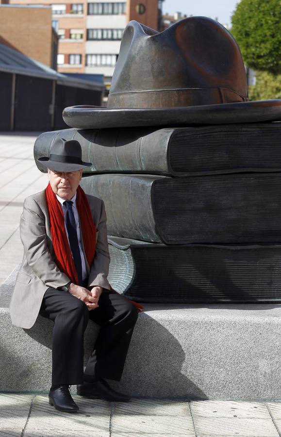 John Banville, Premio Príncipe de las Letras, visita Oviedo