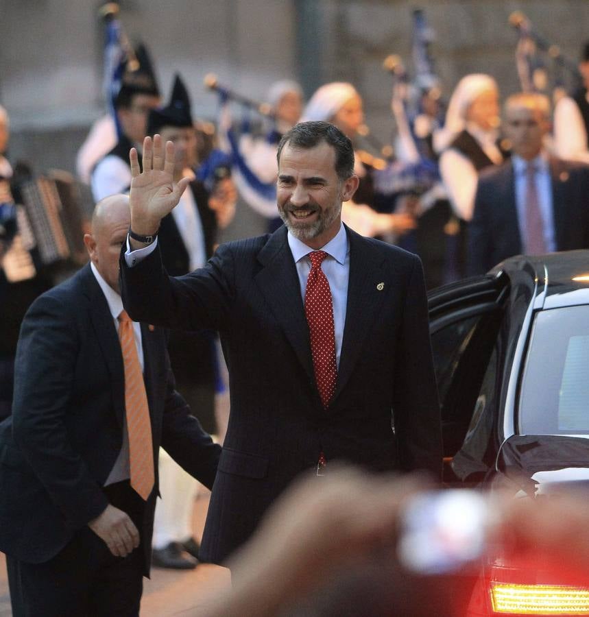 Los Reyes de España llegan a Oviedo para presidir los Premios Príncipe de Asturias