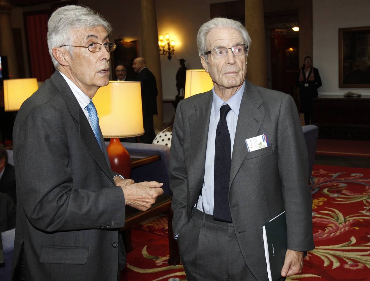 Caras conocidas en el Reconquista por los Premios Príncipe