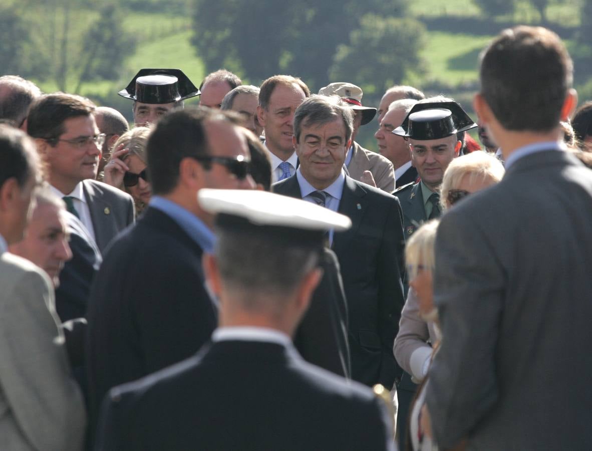 Los Reyes visitan Boal para entregar el Premio al Pueblo Ejemplar 2014