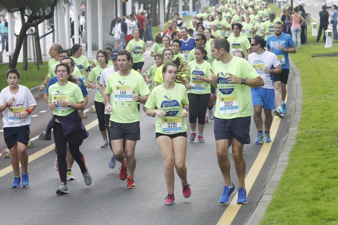 ¡Búscate en la carrera &#039;La Gran Manzana&#039; de Gijón! (6)