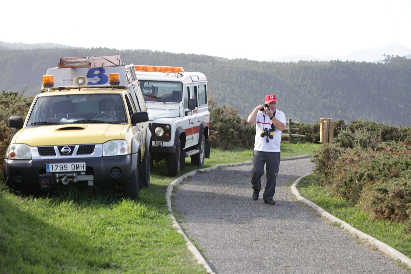 Labores de búsqueda del percebero desaparecido en Castrillón