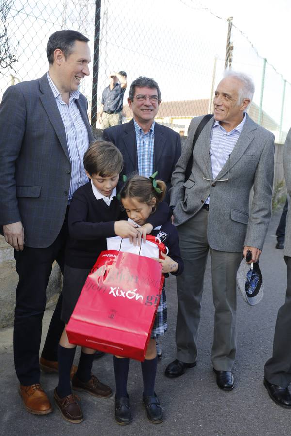 Inauguración de la calle Alfredo Liñero, en Gijón