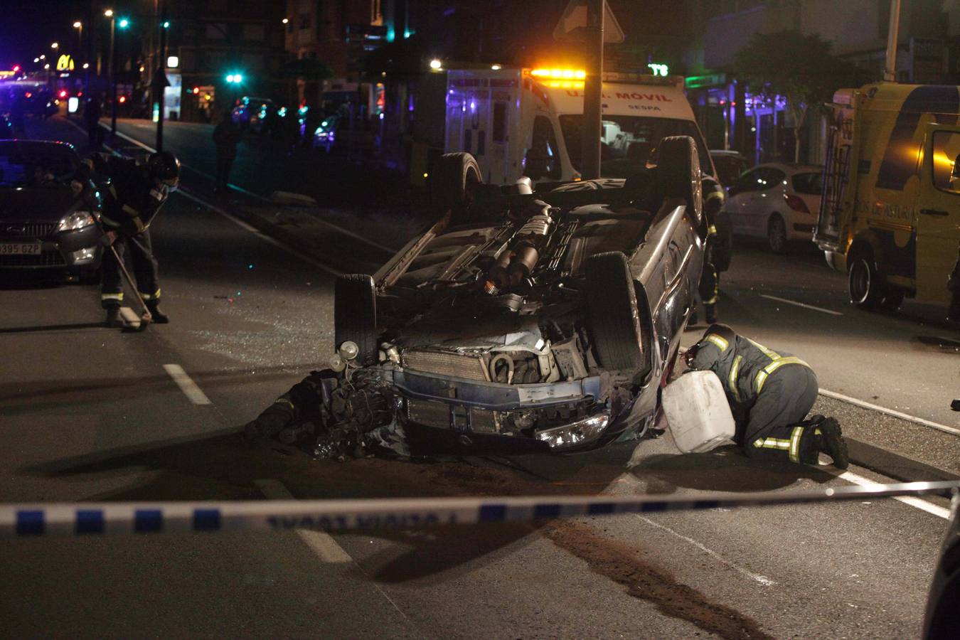 Espectacular accidente en la avenida San Agustín