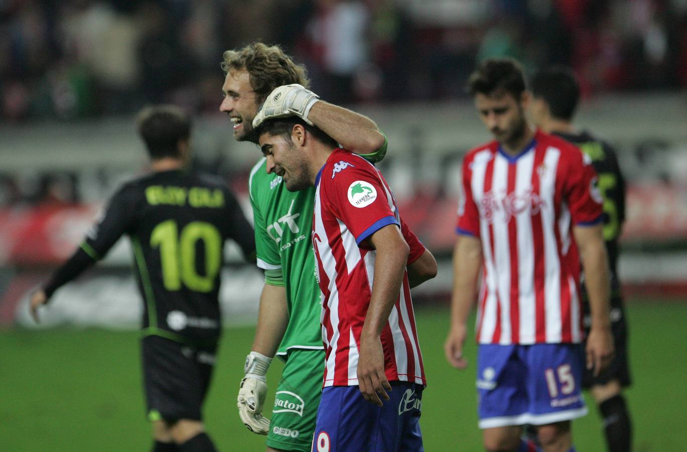 Las mejores imágenes del partido Sporting - Llagostera