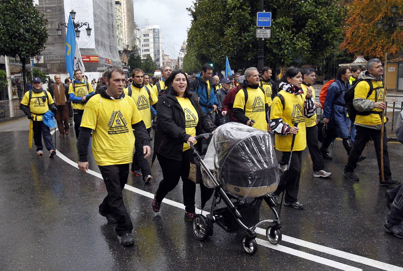 Los trabajadores de Alcoa llevan su protesta a Oviedo