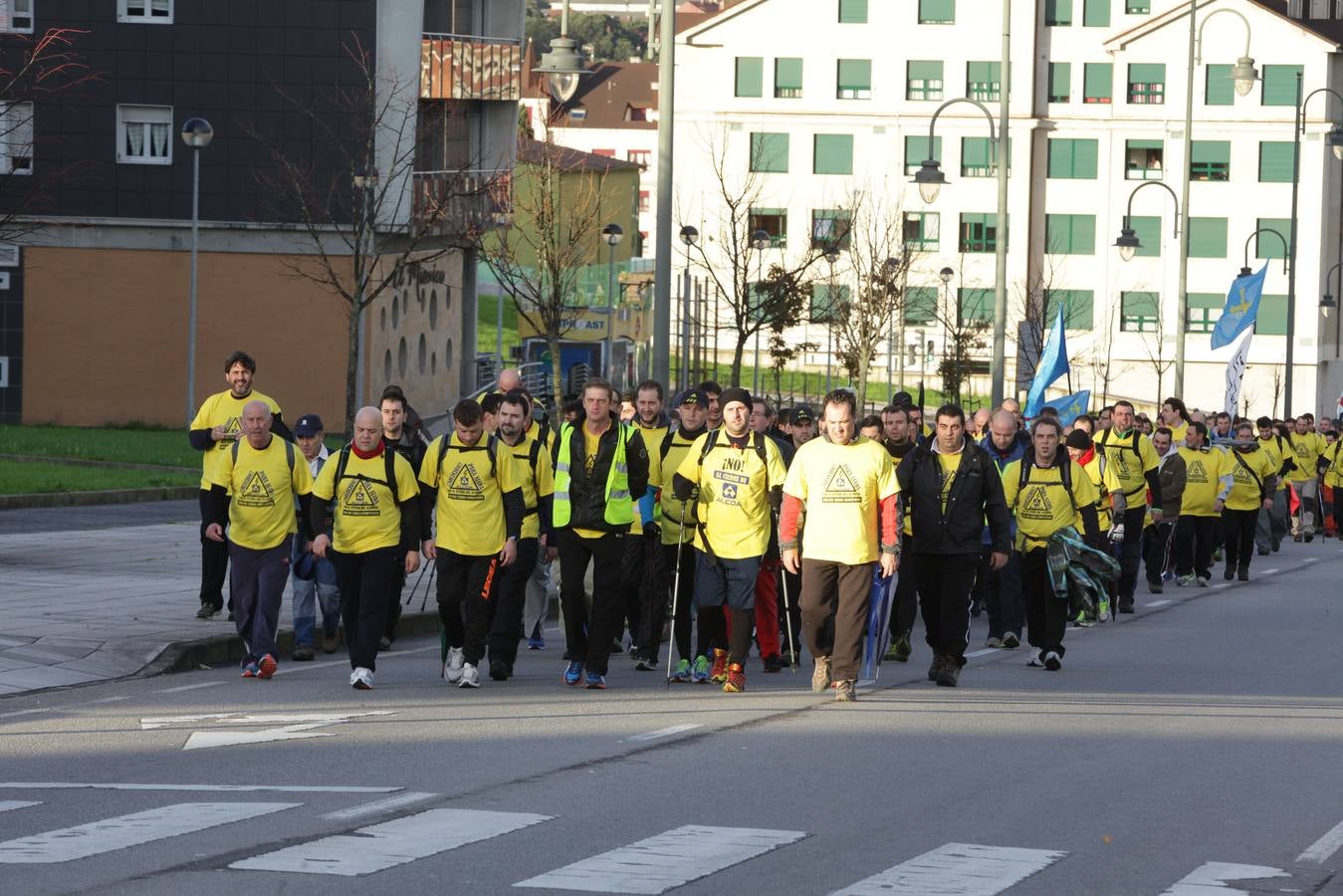 Los trabajadores de Alcoa marchan a Oviedo en defensa de sus empleos