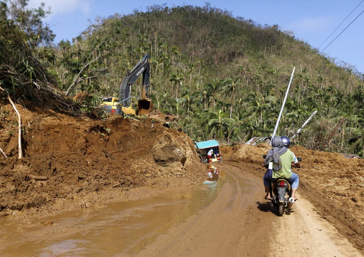 El tifón Hagupit deja 27 muertos y miles de desplazados en Filipinas