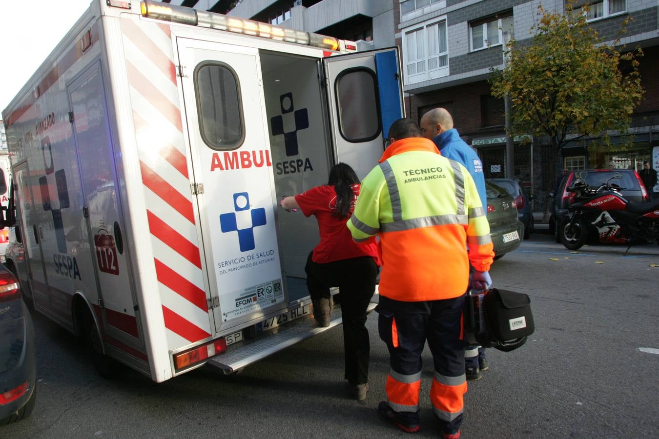 Agrede a dos miembros de su familia e intenta suicidarse