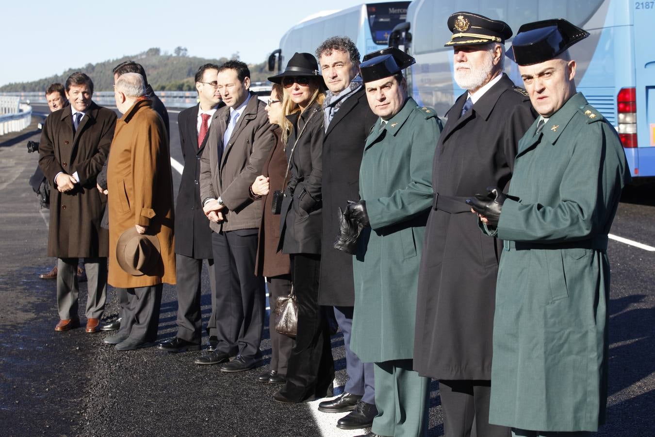 Mariano Rajoy inaugura el último tramo de la autovía del Cantábrico