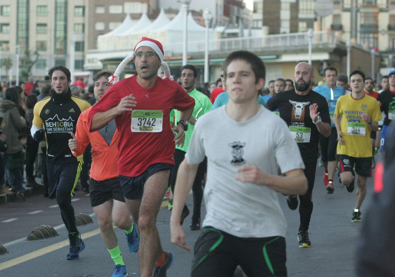 Borja García y Beatriz Álvarez ganan la San Silvestre de Gijón