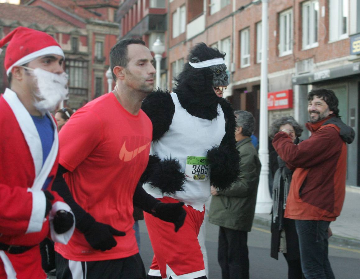 Borja García y Beatriz Álvarez ganan la San Silvestre de Gijón