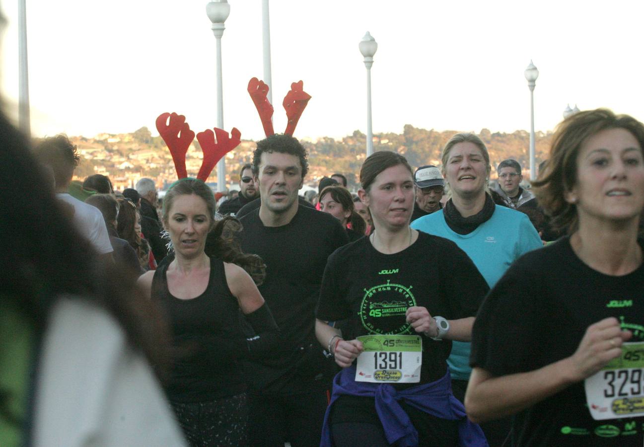 Borja García y Beatriz Álvarez ganan la San Silvestre de Gijón