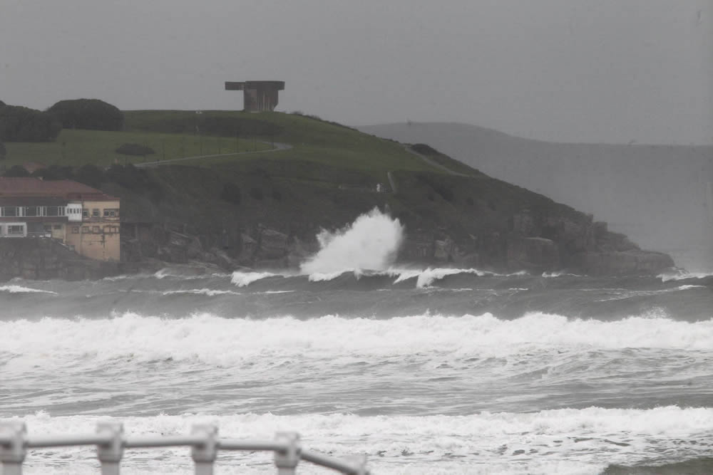 Asturias, en alerta por viento y nevadas