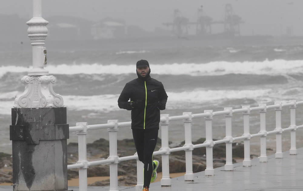 Asturias, en alerta por viento y nevadas