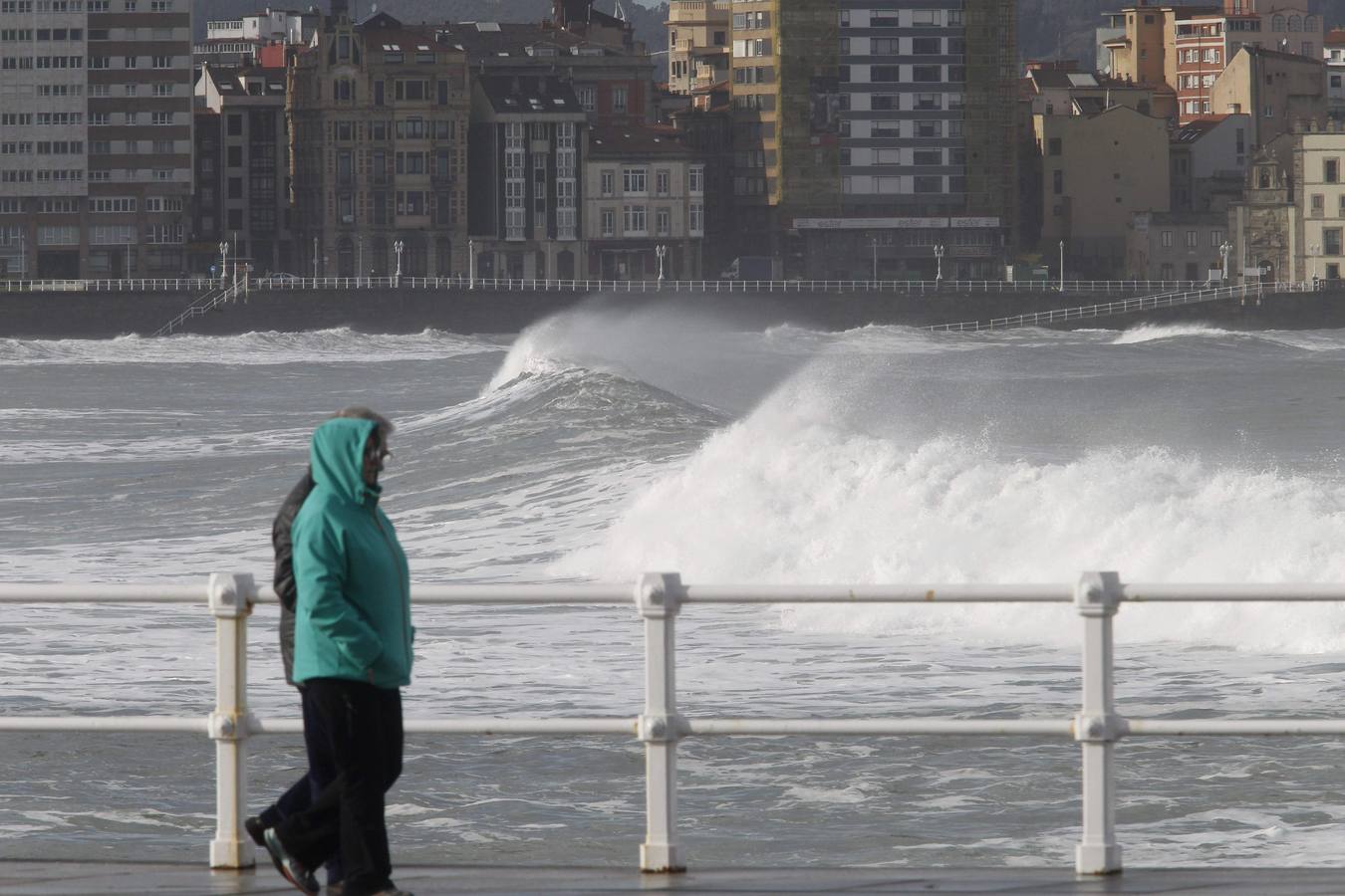 Asturias, en alerta por viento y nevadas