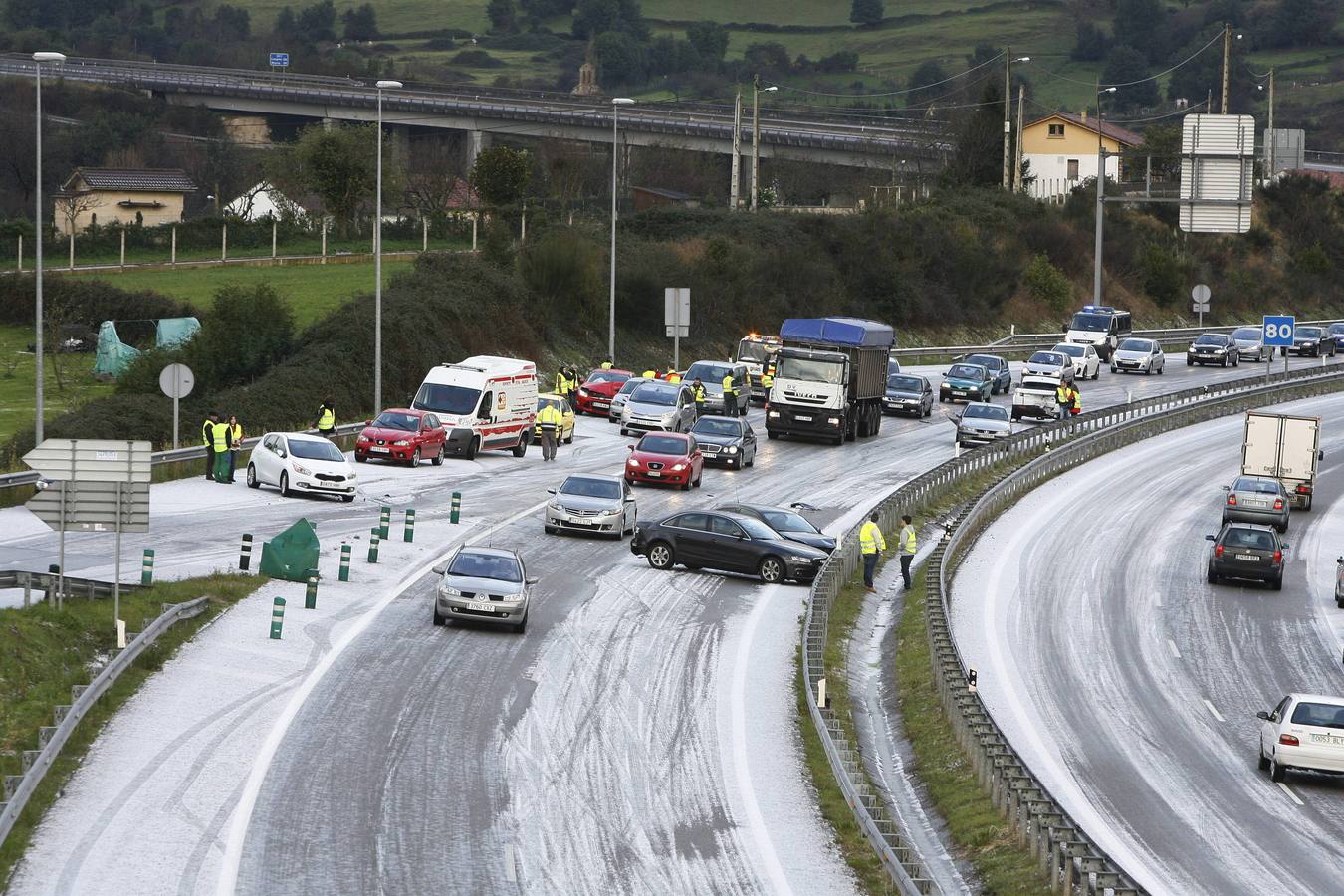 Asturias, en alerta por viento y nevadas