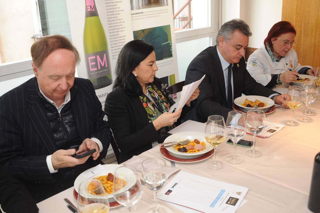 El restaurante El Ñeru de Madrid gana la fase nacional del concurso La Mejor Fabada del Mundo